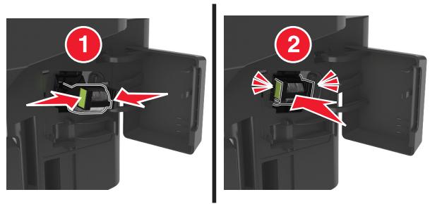 LEXMARK MX611D - Remplacement de la cartouche d'agrafes - 6
