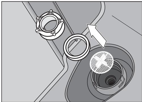 MIELE CM 5510 - Retirer et nettoyer le filtre du réservoir à eau - 1