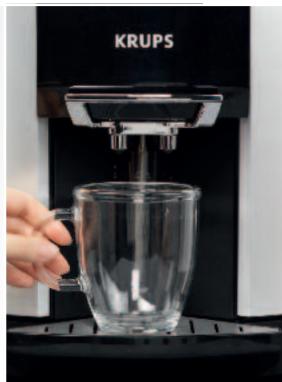 KRUPS ESPRESSERIA EA9000 - ■ Leite quente com espuma - 8