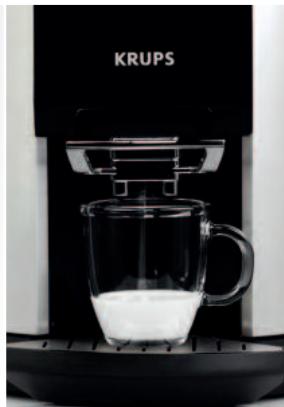 KRUPS ESPRESSERIA EA9000 - - Remplissez la tasse du volume de lait indiqué. - 2