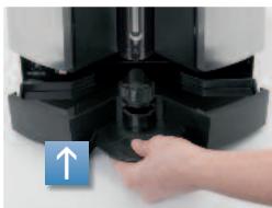 KRUPS ESPRESSERIA EA9000 - ■ Emptying the drip trays - 5