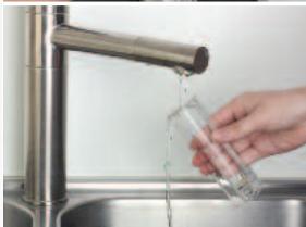 KRUPS ESPRESSERIA EA9000 - Caution: Risk of scalding while unscrewing; the temperature of the nozzle can be high ( >50^ ). - 5