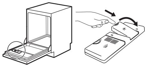 IKEA LAGAN - Remplissage du distributeur de liquide de rinçage - 1