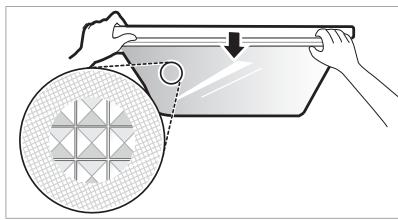 LG GBP32DSKZN - Cleaning the Crisper Cover Removing the Crisper Cover - 1