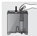 KRUPS EA8738 - HOGYAN KELL BEHELYEZNI A CLARIS AQUA FILTER SYSTEM PATRONT? - 3