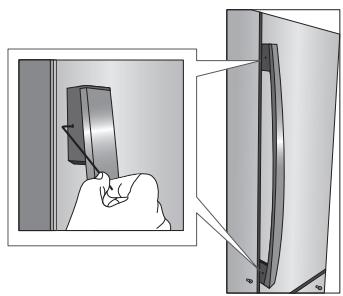 DAEWOO RFN-M400BOX - Installing the handles - 2