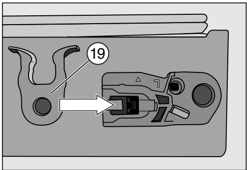 MIELE KD26022EDO  -  KD 26022 ws - Remplacement du support de serrage - 2