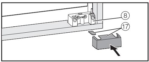 MIELE K34222I - Fixer l'appareil dans la niche - 3