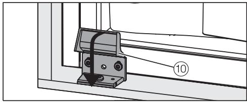 MIELE K34222I - Fixer l'appareil dans la niche - 4
