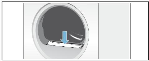 BOSCH WTYH7709ES - Clean the fluff filter - 6