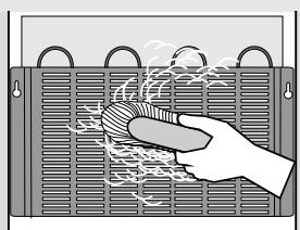 GORENJE NRKI4182A1 - Veillez à éliminer toute trace des déterments que vous avez utilisés. - 2
