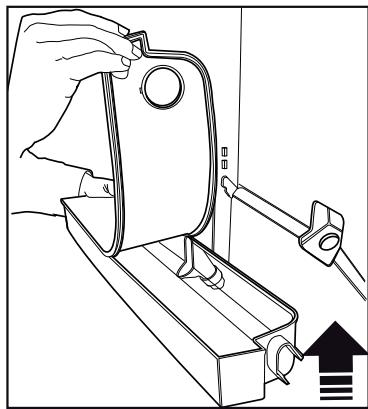 BEKO RCNE365K31ZW - Cleaning the Water Tank - 5