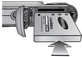 SAMSUNG KENOX X700 - Connexion à une source d'alimentation - 1