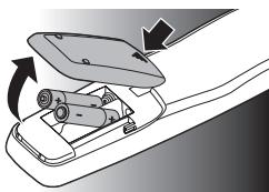 PHILIPS SRP5004/86 - De batterijen plaatsen - 1