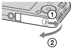 SONY CYBER-SHOT DSC-W710 - Isättning av ett minneskort (säljs separat) - 1