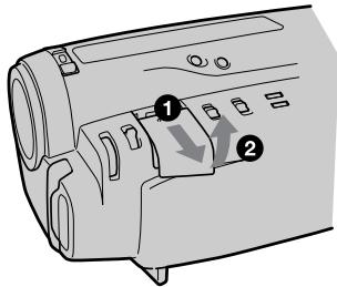 SONY CCD-TR506E - Замена литиевой батарейки - 1