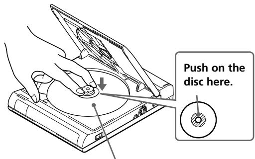 SONY PBD-V30 - Insert the disc. - 1