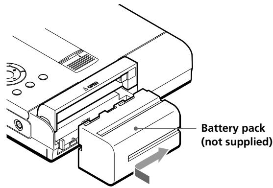 SONY PBD-V30 - Attaching the battery pack - 2