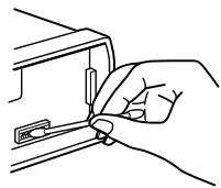 SONY XR-C453RDS - A csatlakozok megtiszitísa - 1