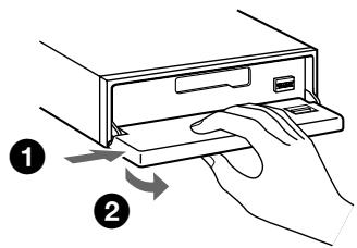 SONY XR-L500V - Appuyez sur  , puis faites légèrement glisser la façade vers la droite et dégagez le côte gauche. - 1