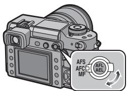PANASONIC LUMIX DMC-L1K - Mise au point en continu sur un sujet (AFC) (Pour la prise de vues avec le viseur) - 1