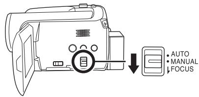 PANASONIC SDR-H250EF - Régler le commutateur AUTO/MANUAL/FOCUS sur MANUAL. - 1