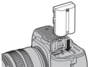 FUJIFILM FINEPIX S5 PRO - Installation de la batterie - 2