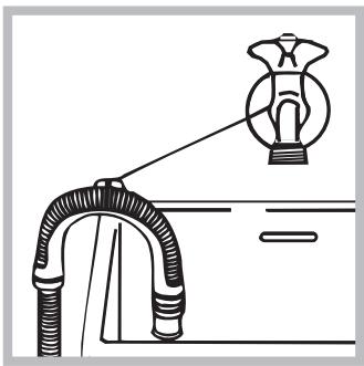 INDESIT XWDE 1071481IWKKK EU, XWDE 1071481X WKKK EU - Raccordement du tuyau de vidange - 2