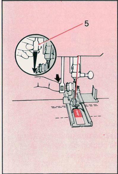 SINGER EUROPA 200 - SURJET ET SURFILAGE - 8