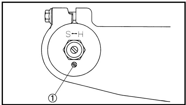 YAMAHA WR250FP - REGLAGE DE LA FLECHE DE CHAINE DE TRANSMISSION - 3