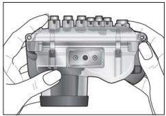 NIKON CAISSON ETANCHE WP-CP2-JUSQU-A 40 M DE PROFONDEUR- - Étape 1 Vérifier l'étanchéité du caisson - 2
