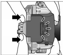 NIKON CAISSON ETANCHE WP-CP3-JUSQU-A 40 M DE PROFONDEUR - Latch the case - 1