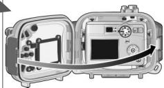NIKON CAISSON ETANCHE WP-CP3-JUSQU-A 40 M DE PROFONDEUR - Schritt 2. Einsetzen der Kamera in das Gehäuse - 5