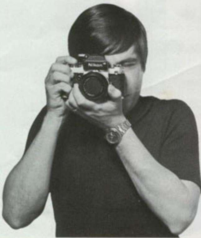 NIKON F2 PHOTOMIC - TENUE de l'appareil - 1
