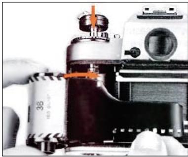 NIKON FA - LOADING FILM - 2