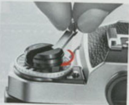 NIKON FE2 - Fermez le dos. - 1