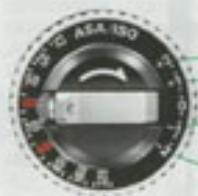 NIKON FE2 - Compensations d'exposition suggérées - 1