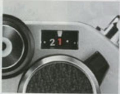 NIKON FE2 - Levier d'armement - 1