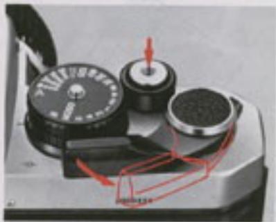 NIKON FE2 - DETAIL DES COMMANDES—suite - 1