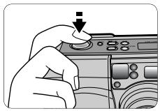 NIKON LITE TOUCH ZOOM 100W-QD - Utilisez un trépied pour la photographie en mode de portrait/nuit (synchronisation lente) du flash - 1