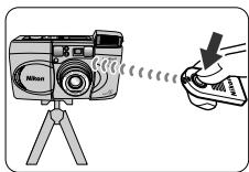 NIKON LITE TOUCH ZOOM 100W-QD - Drucken Sie die Taste ©/心, bis “©” im LCD-Display erscheint. - 3