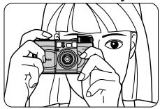 NIKON LITE TOUCH ZOOM 100W-QD - When holding the camera horizontally - 1