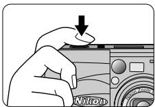 NIKON LITE TOUCH ZOOM 110S-QD - Clignotement/allumage du témoin vert - 2