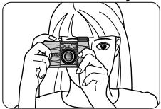 NIKON LITE TOUCH ZOOM 110S-QD - Holding the camera properly - 1