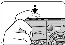 NIKON LITE TOUCH ZOOM 110S-QD - Enoncez complètement le déclencheur pour prendre une photo. - 4