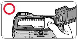 NIKON LITE TOUCH ZOOM 140ED-QD - Ziehen Sie den Filmanfang bis zur roten Markierung heraus. - 3
