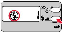 NIKON LITE TOUCH ZOOM 140ED-QD - Appuyez sur le bouton ⚡️ jusqu'à ce que l'indication “💡” apparaisse dans l'écran de contrôle. - 1