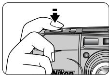 NIKON LITE TOUCH ZOOM 150ED-QD - Déclenchement automatique du flash pour une scène à contre-jour - 1