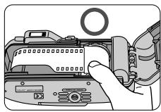 NIKON LITE TOUCH ZOOM 150ED-QD - Pull the film leader across to the red index mark inside the film compartment. - 2