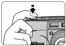 NIKON LITE TOUCH ZOOM 150ED-QD - Appuyez sur le bouton - 1